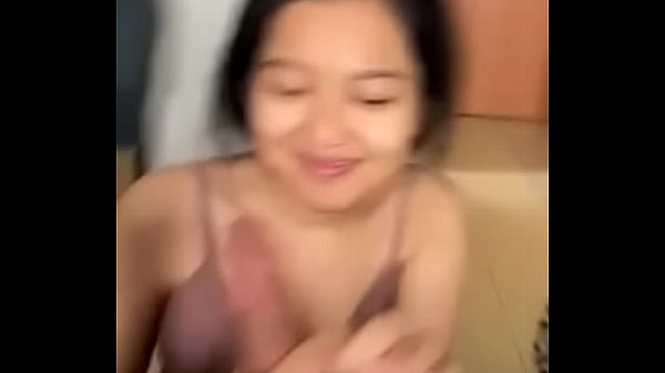 Gadis cantik